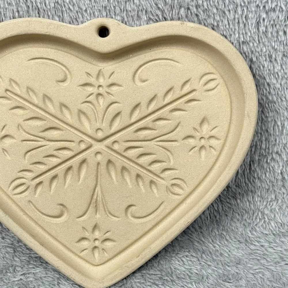 Vintage Pampered Chef Anniversary Heart Stoneware Cookie Mold Cottagecore 2000